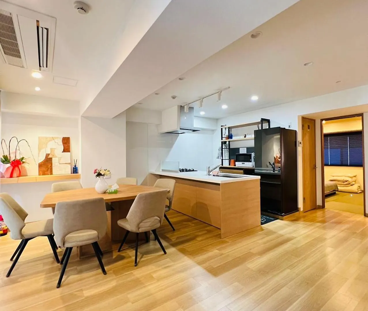 World House Kameido Tokyo Aparthotel