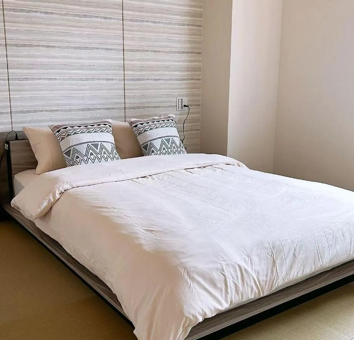 World House Kameido Tokyo Aparthotel