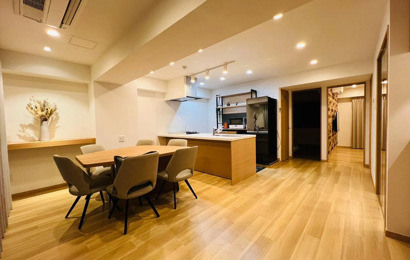 World House Kameido Tokyo Aparthotel